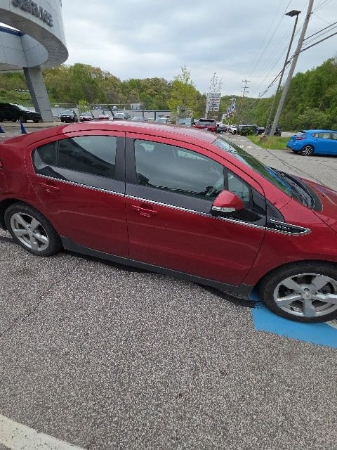 Used 2013 Chevrolet Volt w/ Enhanced Safety Package 2 FWD image 4