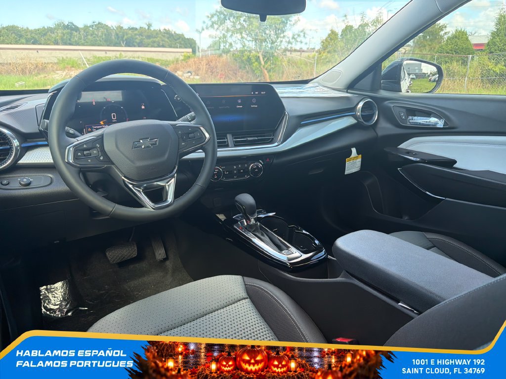 New 2026 Chevrolet Trax LT w/ Driver Confidence Package FWD image 28