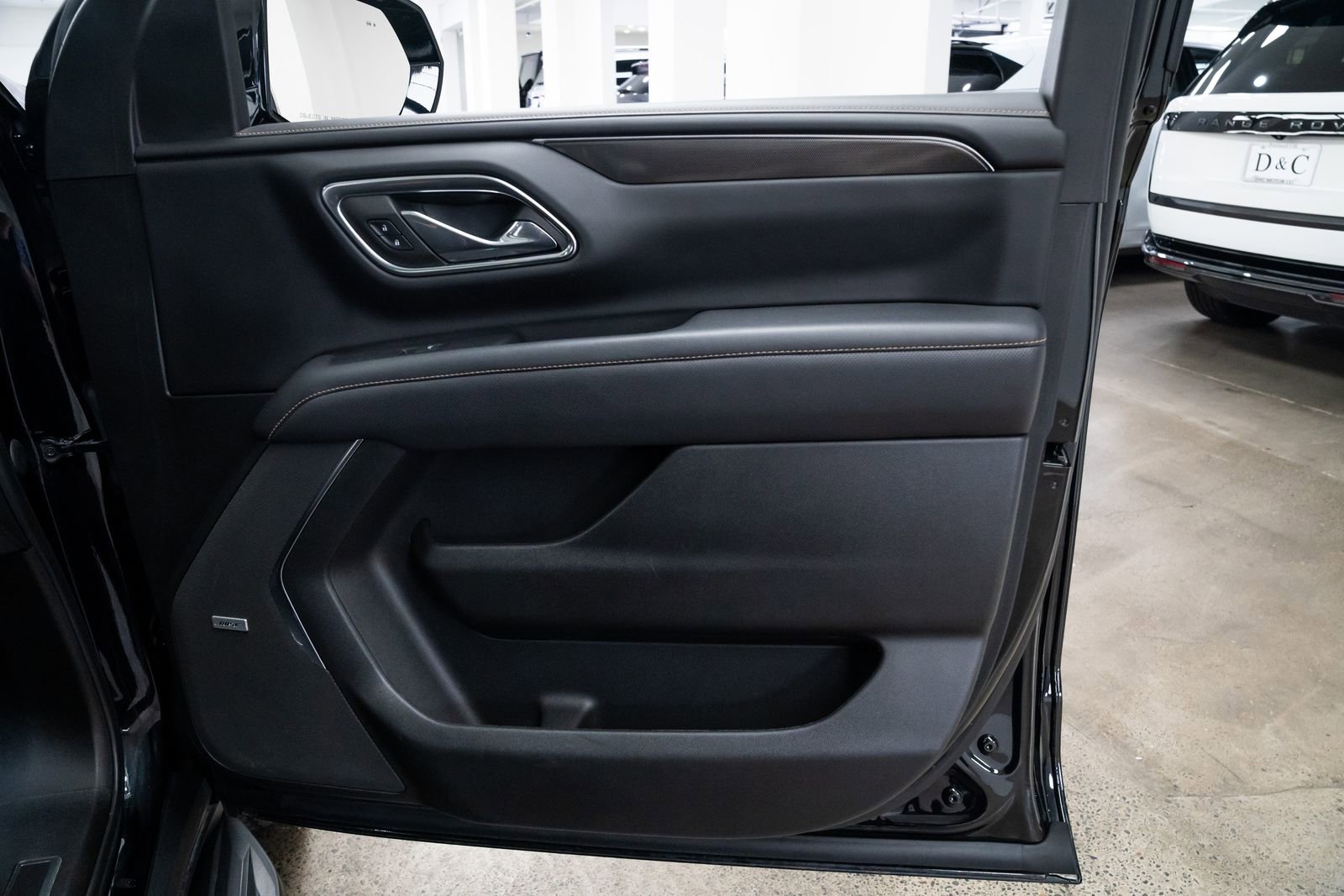 Used 2023 GMC Yukon XL AT4 w/ LPO, Floor Liner Package image 26