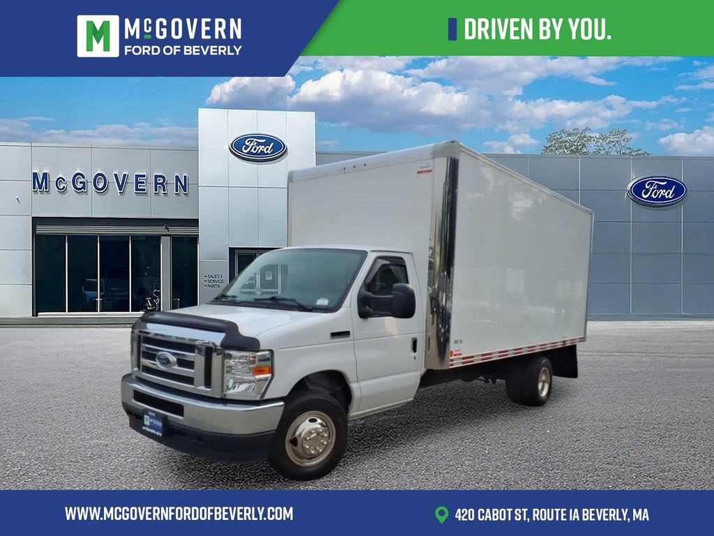 Used 2023 Ford E-450 and Econoline 450 Super Duty w/ Power Windows & Locks Group RWD image 1