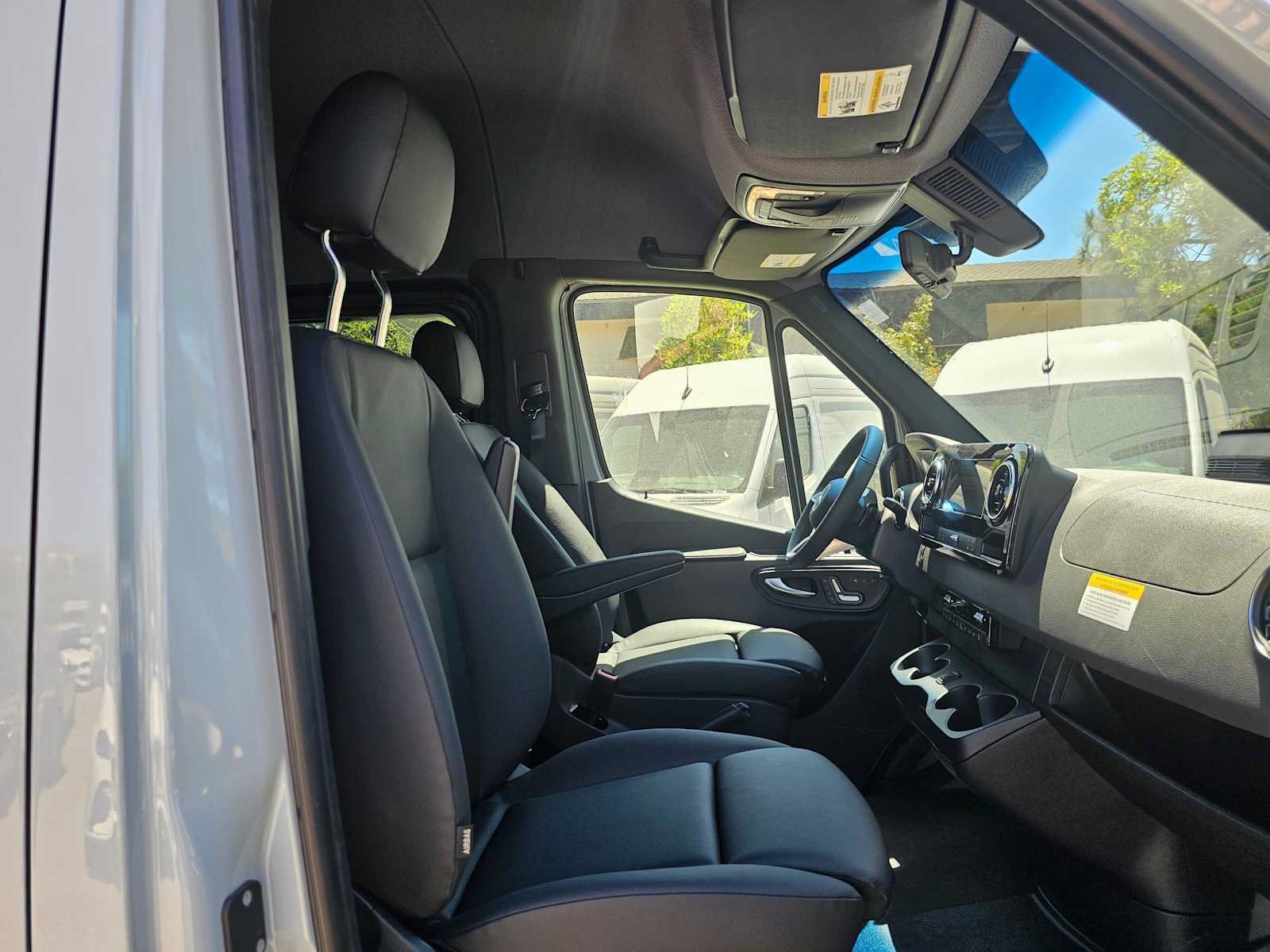 New 2026 Mercedes-Benz Sprinter 2500 image 10
