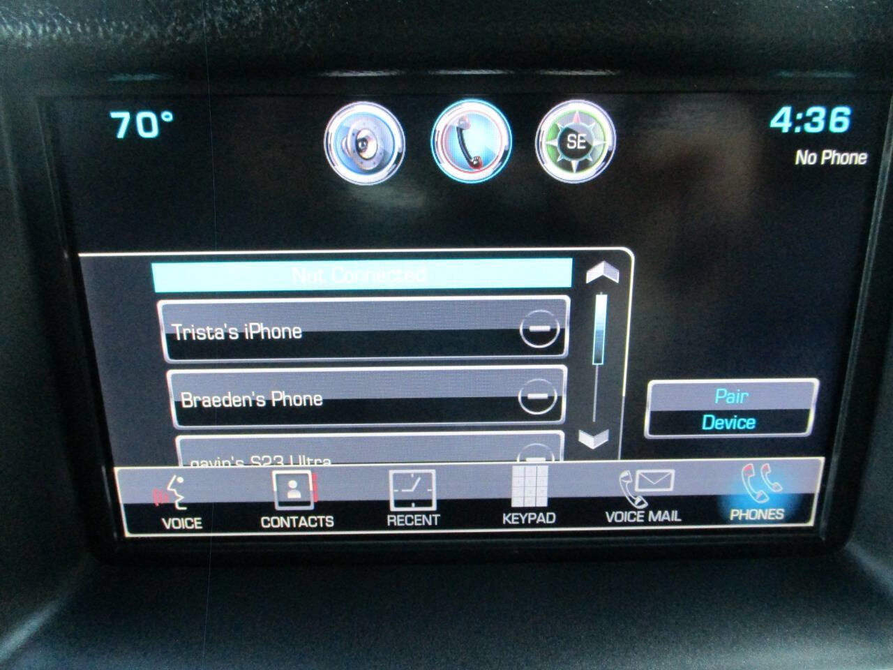 Used 2015 Chevrolet Suburban LT image 40