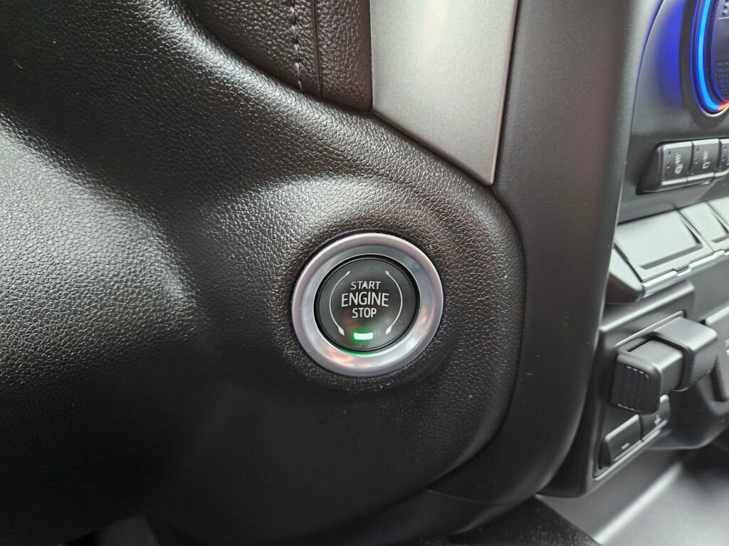 Used 2021 Chevrolet Silverado 2500 LTZ w/ LTZ Convenience Package image 25