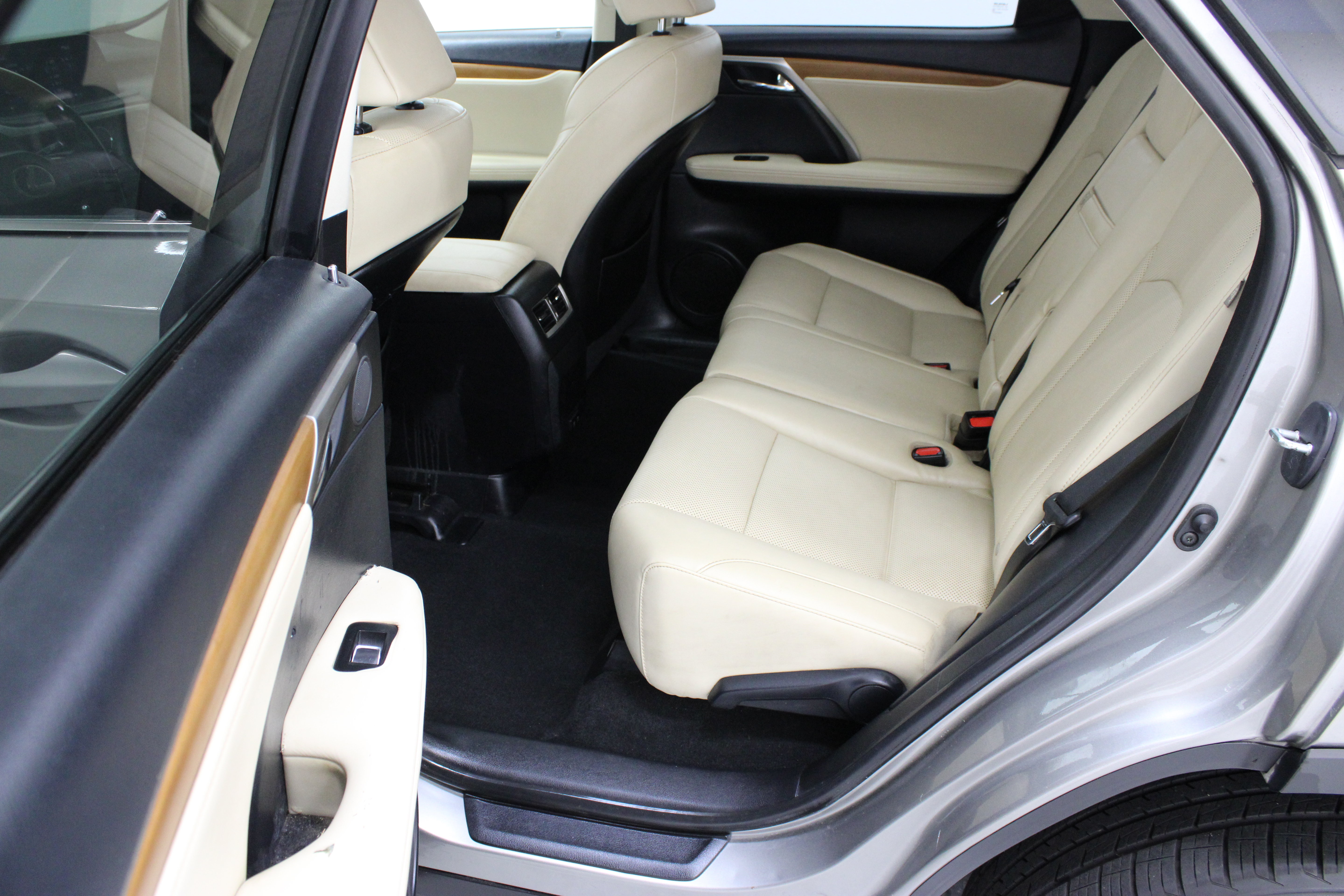 Used 2022 Lexus RX 350 FWD w/ Premium Package image 30