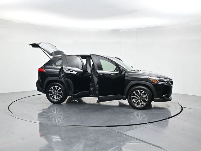 Used 2023 Toyota Corolla Cross S image 51