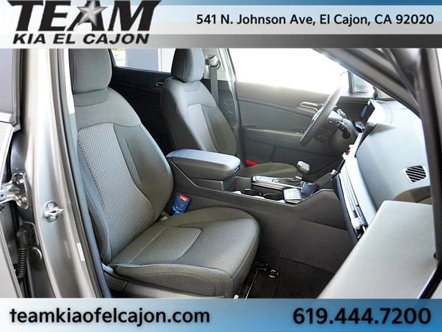 New 2026 Kia Sportage LX AWD/4WD image 16
