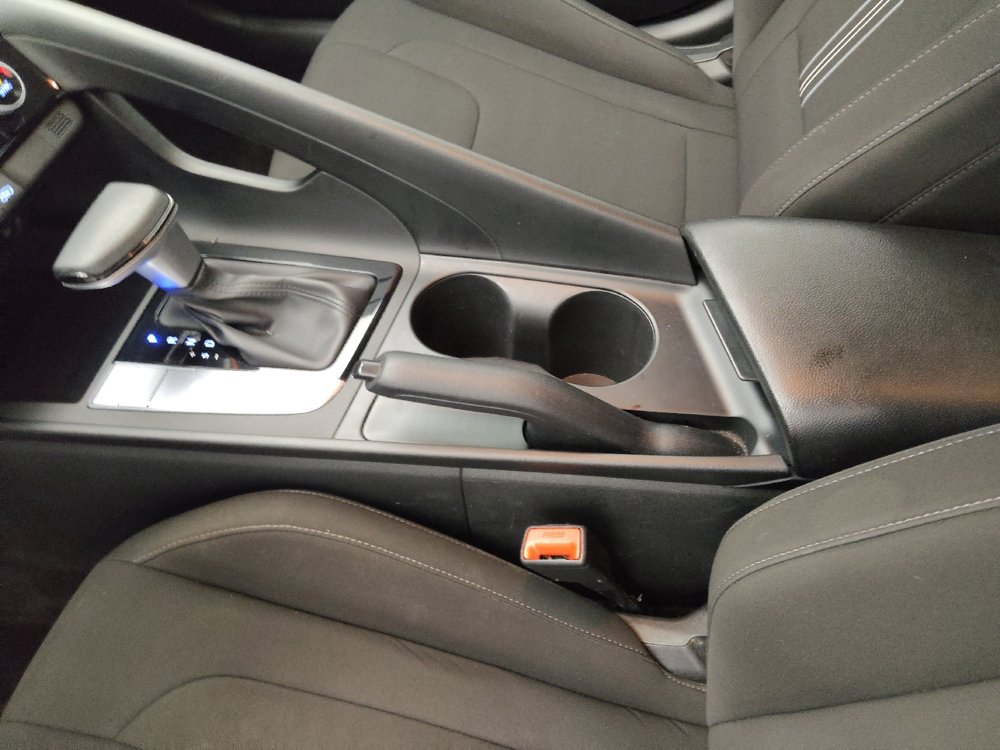 Used 2023 Hyundai Elantra SEL image 26
