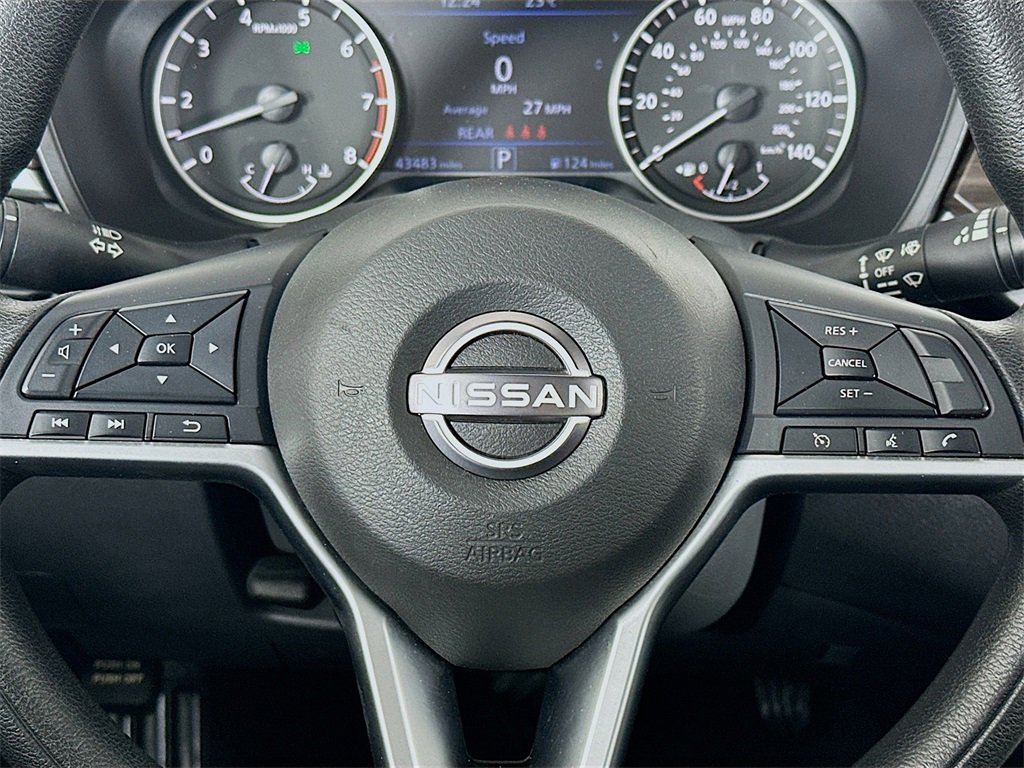 Used 2024 Nissan Altima 2.5 SV image 13