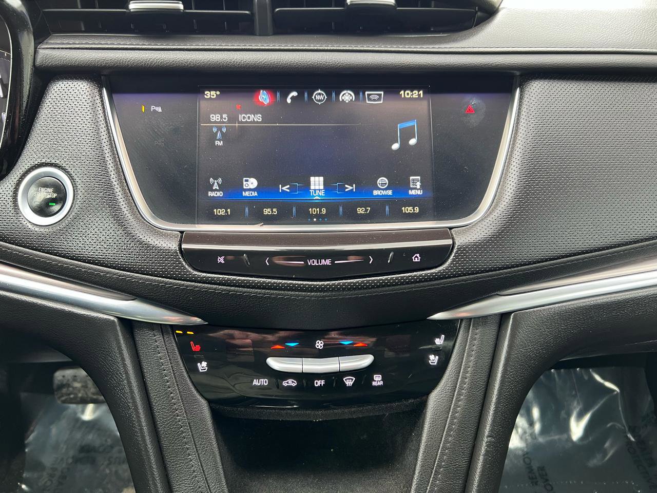 Used 2017 Cadillac XT5 Premium Luxury image 19