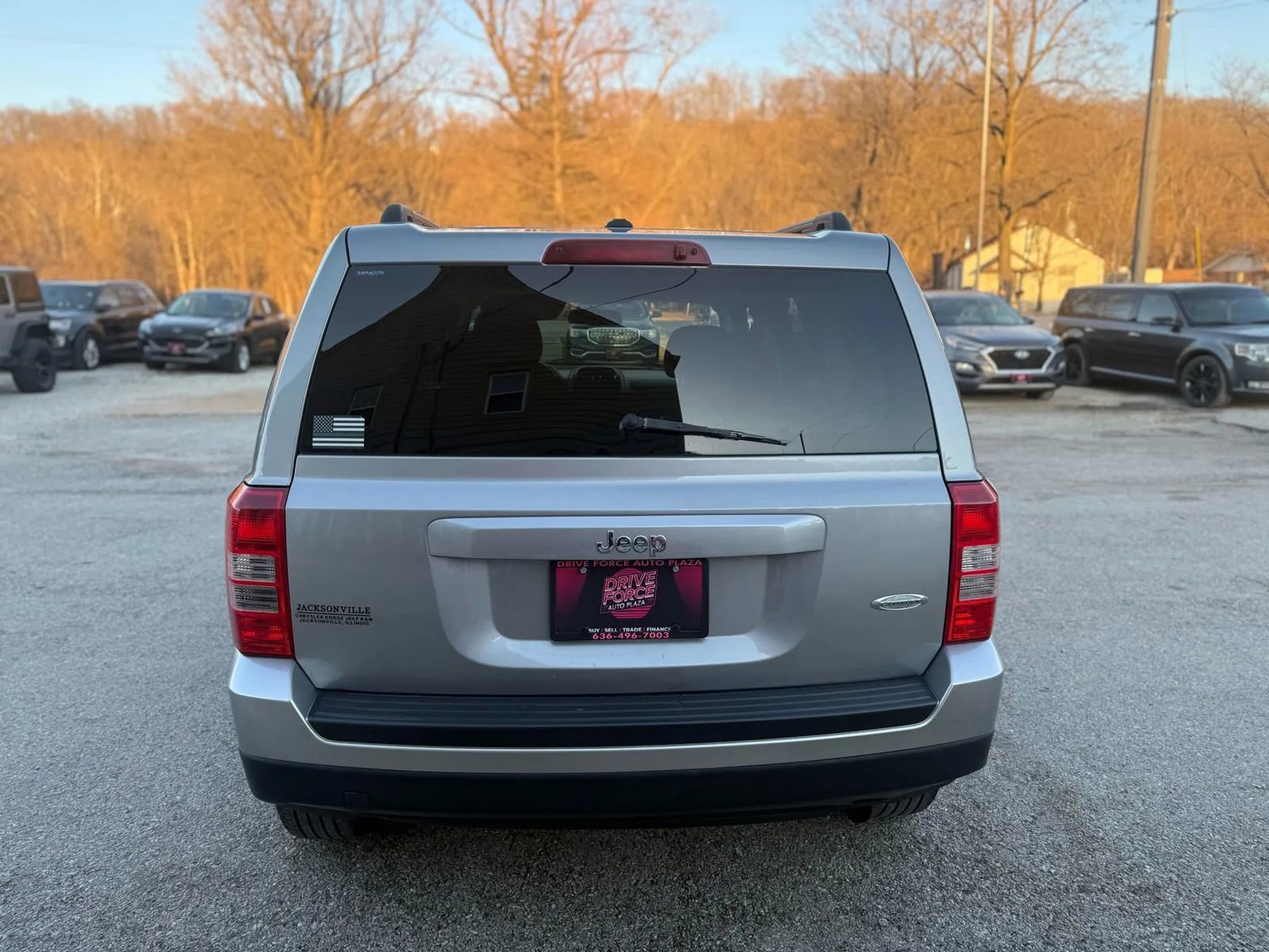 Used 2017 Jeep Patriot Latitude image 6