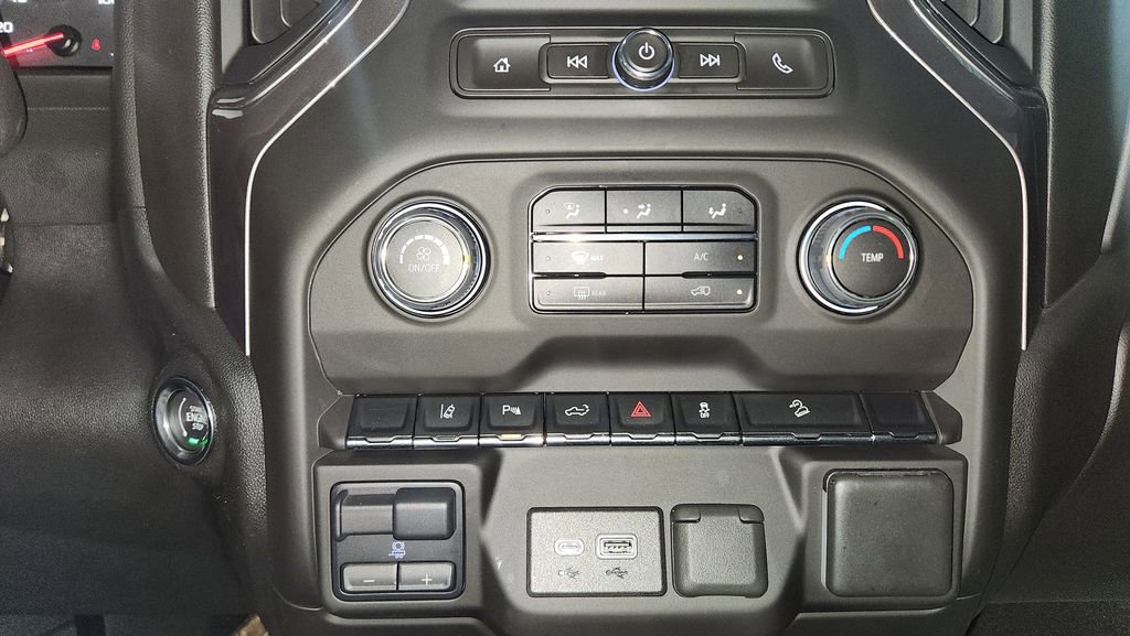 Used 2024 Chevrolet Silverado 2500 Custom w/ Custom Value Package image 22