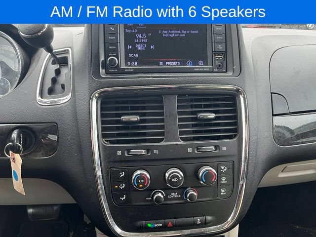 Used 2018 Dodge Grand Caravan SE FWD image 11