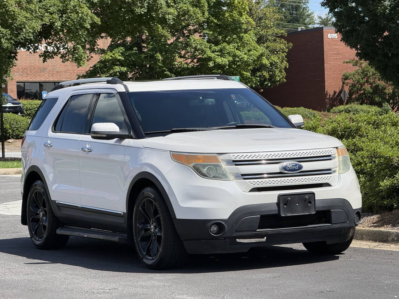 Used 2011 Ford Explorer Limited w/ 301A Rapid Spec Order Code AWD/4WD image 3