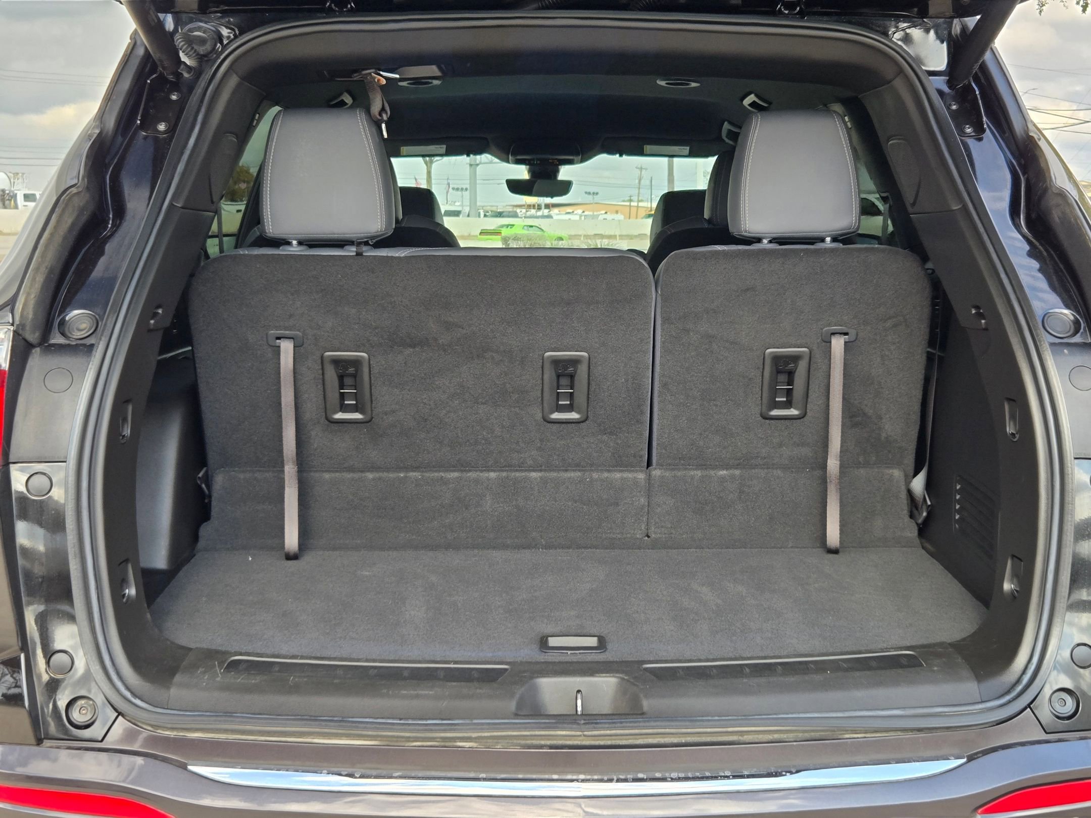 Certified 2023 Buick Enclave Premium w/ LPO, Touring Package image 26