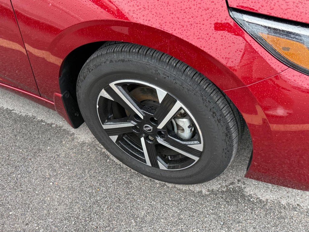 Used 2025 Nissan Sentra SV w/ All-Weather Package FWD image 5