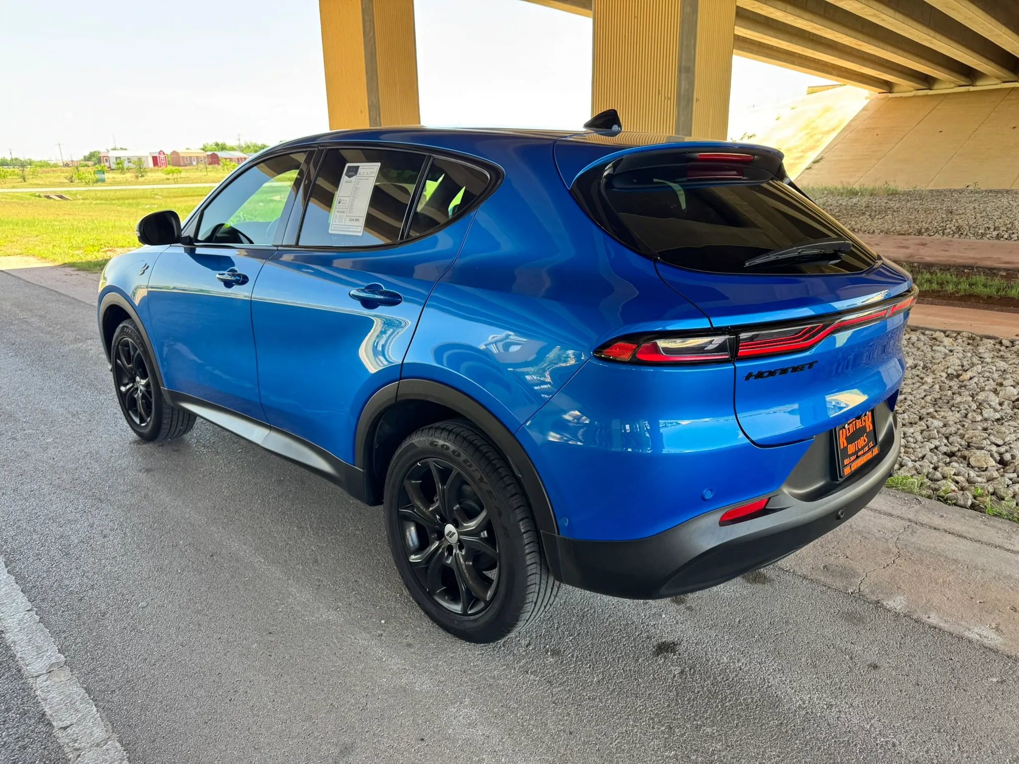 Used 2024 Dodge Hornet GT w/ Tech Pack w/o Parking image 5