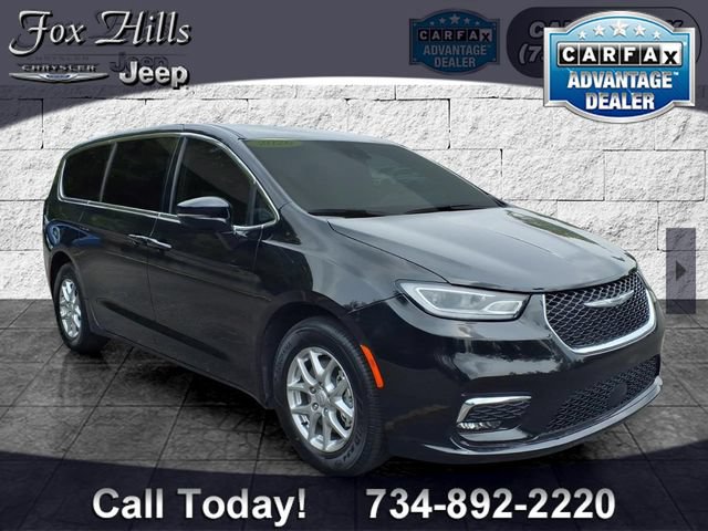 Used 2026 Chrysler Pacifica Select FWD video 1