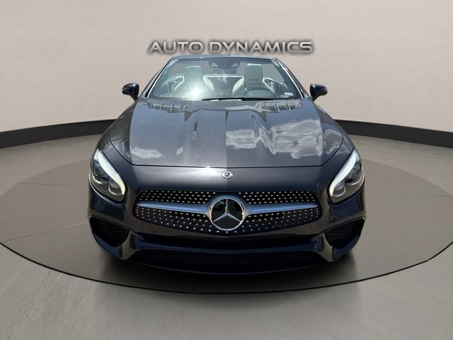 Used 2020 Mercedes-Benz SL 550 image 2