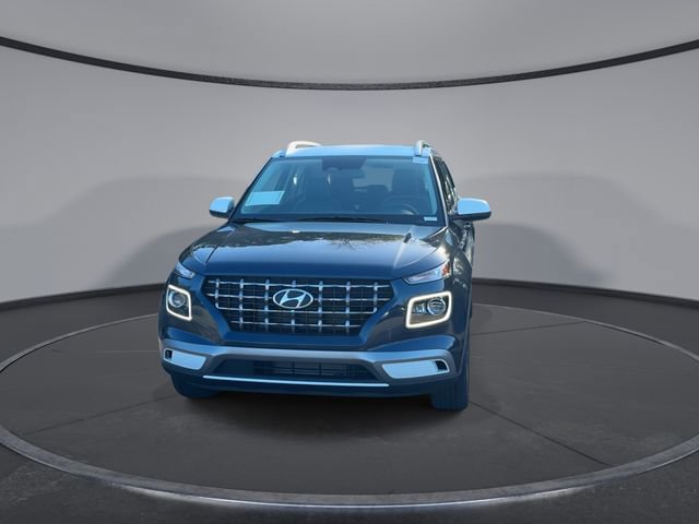 New 2025 Hyundai Venue Limited image 3