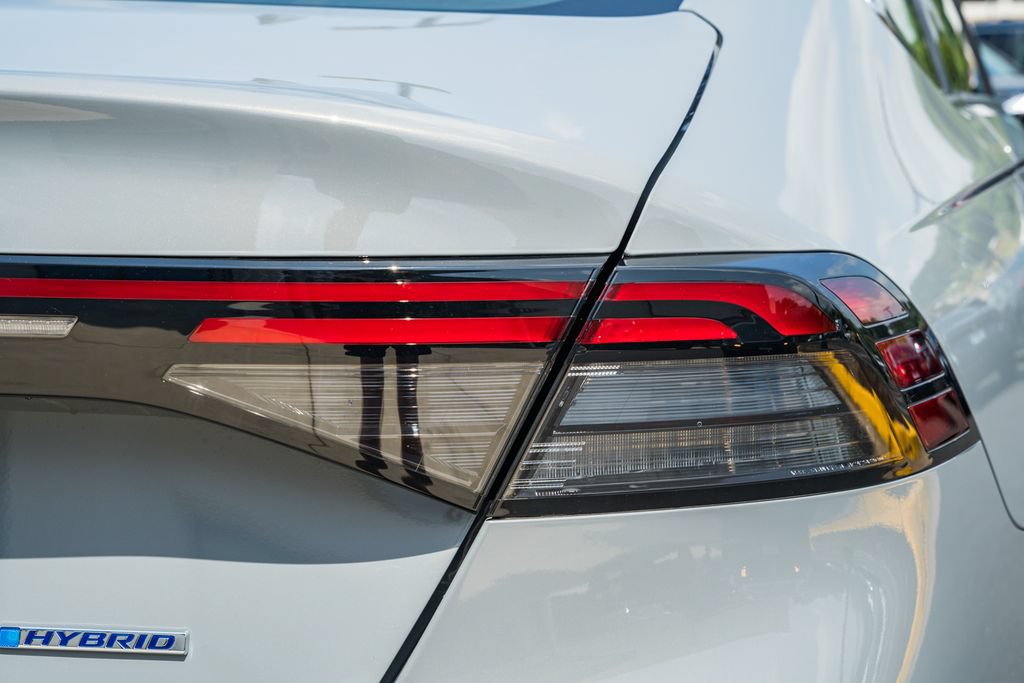 Used 2026 Honda Accord EX-L image 6
