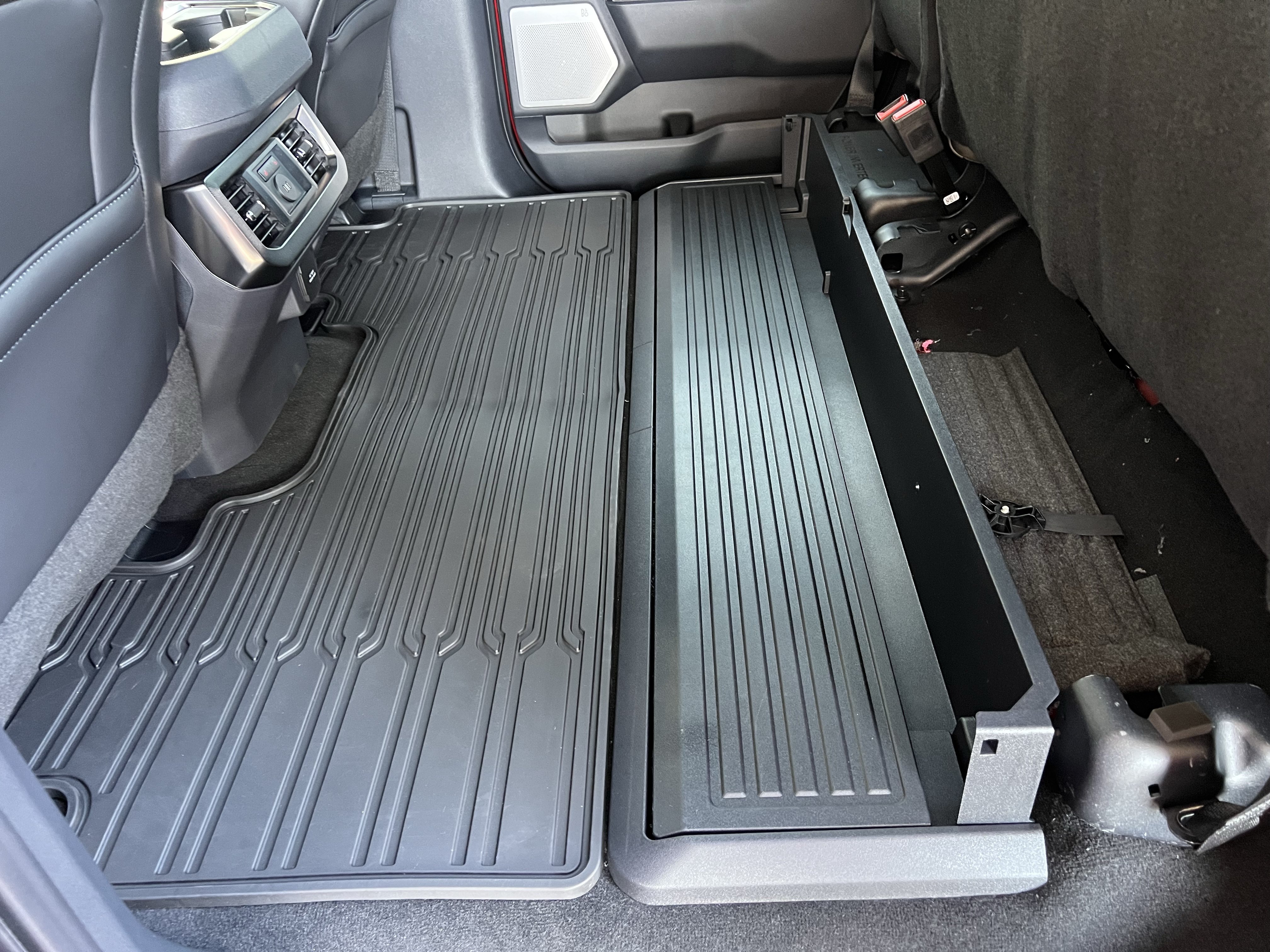 New 2026 Ford F350 Platinum w/ FX4 Off-Road Package AWD/4WD image 26