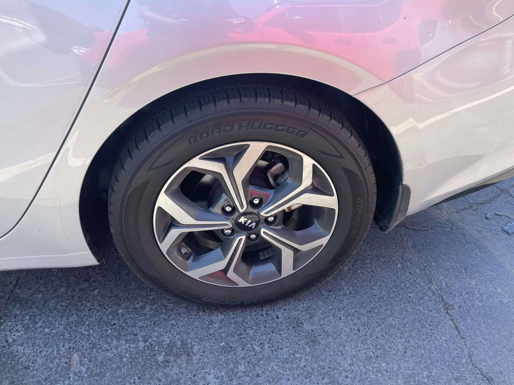 Used 2020 Kia Forte LXS image 30