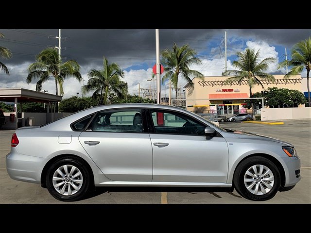 Used 2014 Volkswagen Passat 1.8T Wolfsburg Edition FWD image 4