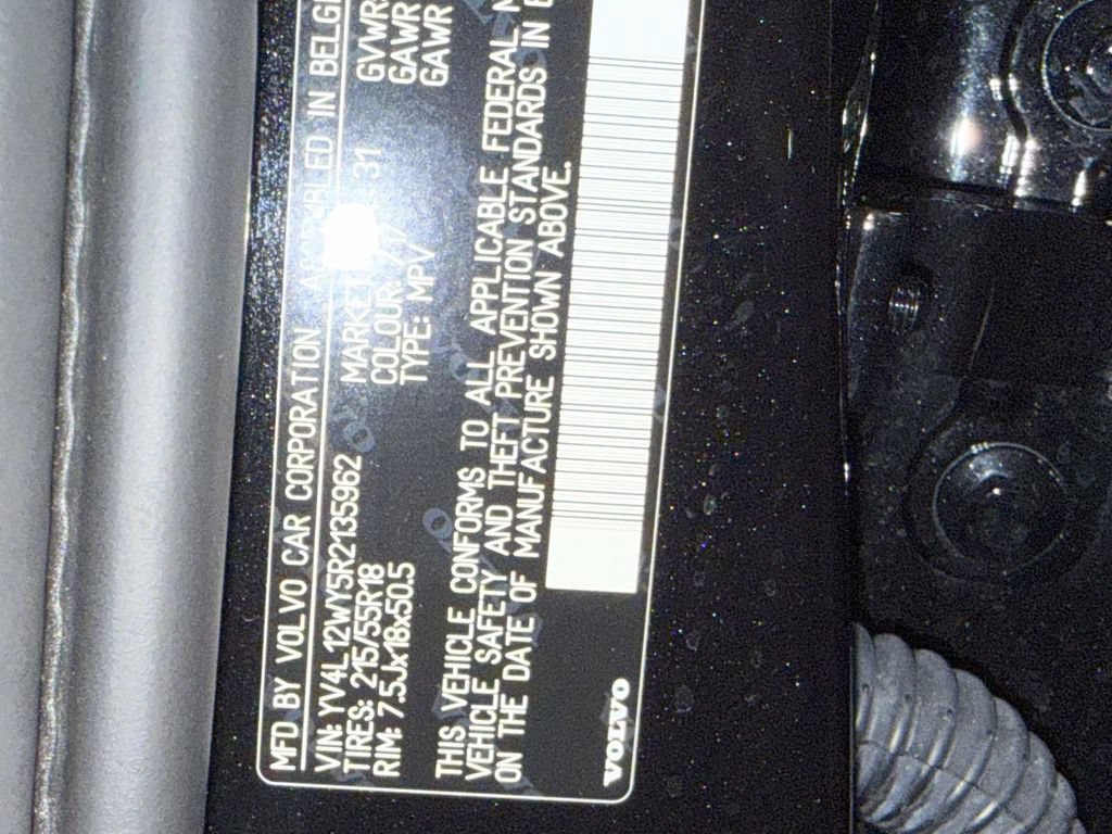 Used 2024 Volvo V60 B5 Cross Country Plus AWD/4WD image 31