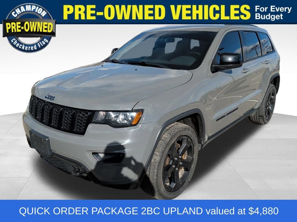 Used 2020 Jeep Grand Cherokee Laredo image 1