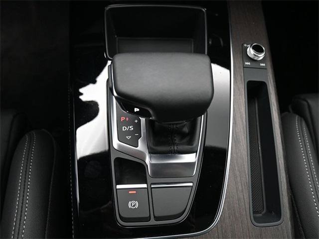 Used 2024 Audi Q5 e Premium Plus w/ Premium Plus Package image 26