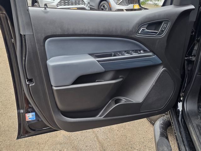Used 2016 Chevrolet Colorado Z71 w/ Z71 Midnight Edition RWD image 24