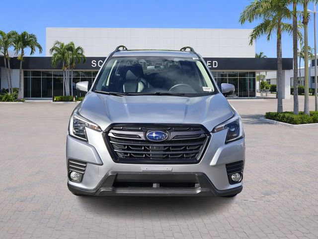 Used 2023 Subaru Forester Limited AWD/4WD image 2