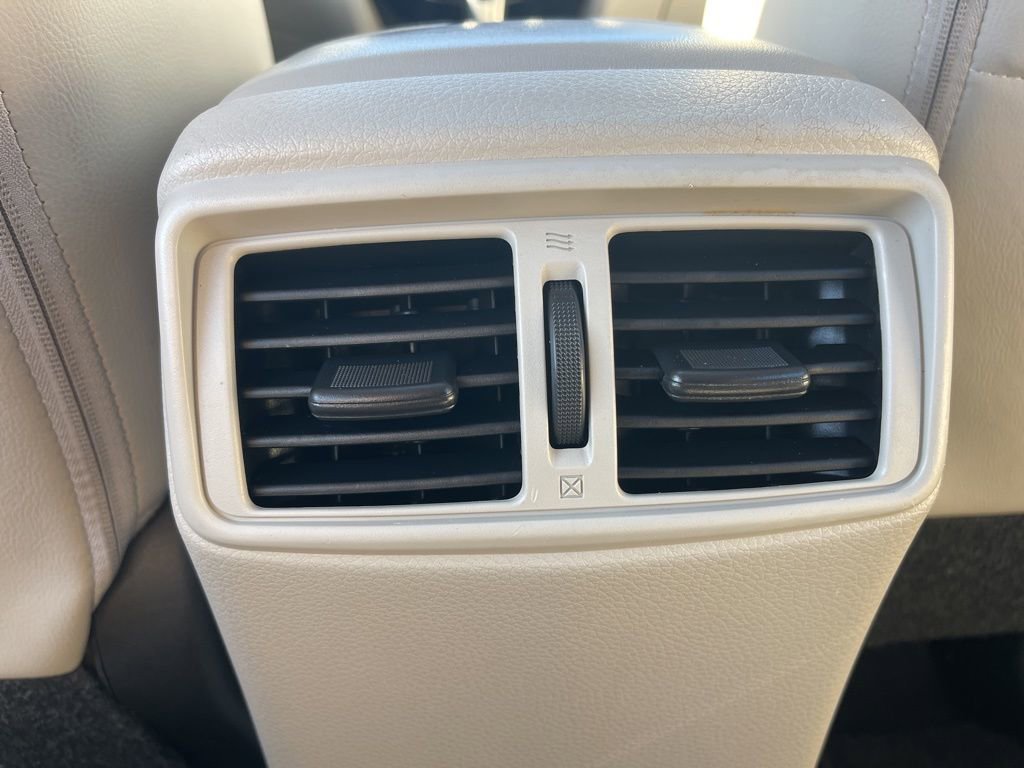 Used 2020 Nissan Rogue Sport SL w/ Premium Package image 14