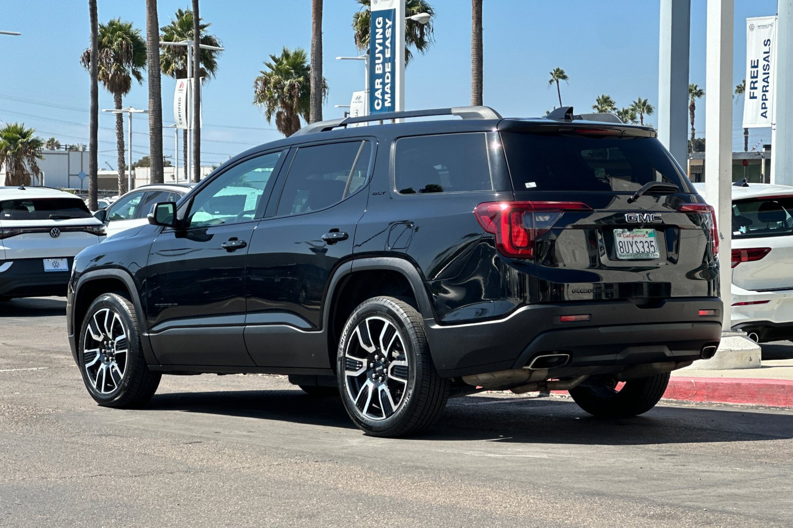 Used 2021 GMC Acadia SLT w/ Elevation Edition FWD image 6