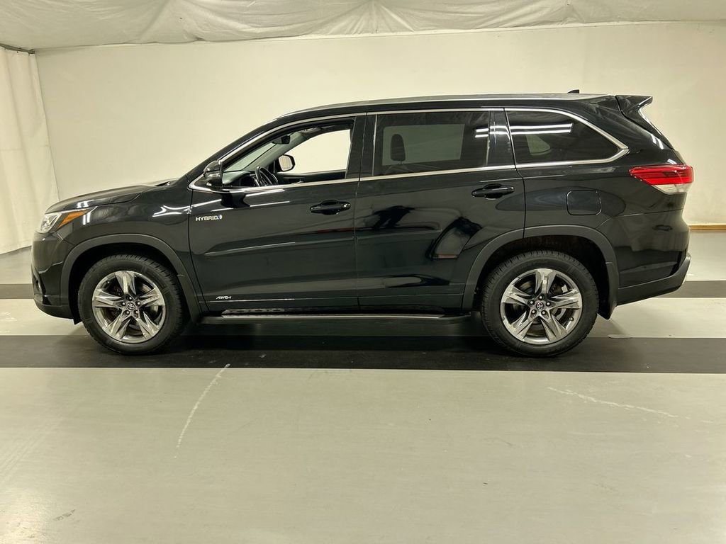 Used 2019 Toyota Highlander Limited Platinum image 5