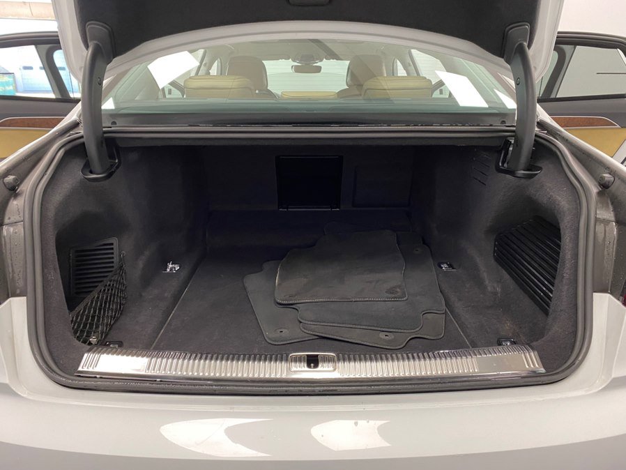 Used 2020 Audi A8 L 3.0T w/ Executive Package image 46