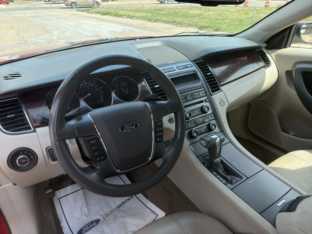 Used 2011 Ford Taurus SEL w/ 202A Rapid Spec Order Code FWD image 8