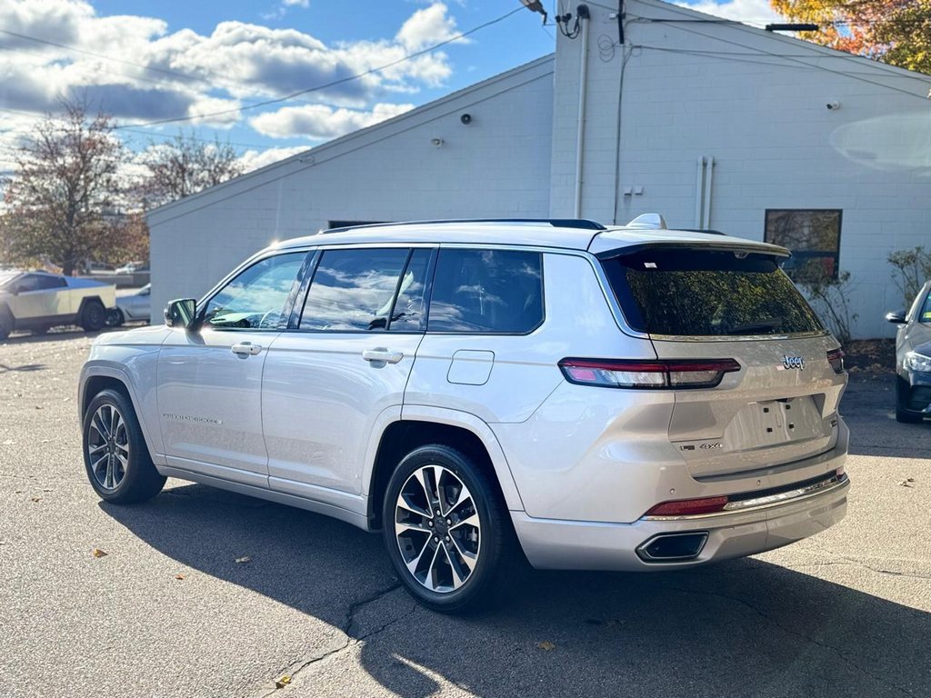 Used 2021 Jeep Grand Cherokee L Overland w/ Luxury Tech Group IV image 4