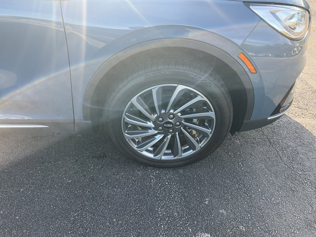 Certified 2023 Lincoln Corsair Reserve image 10