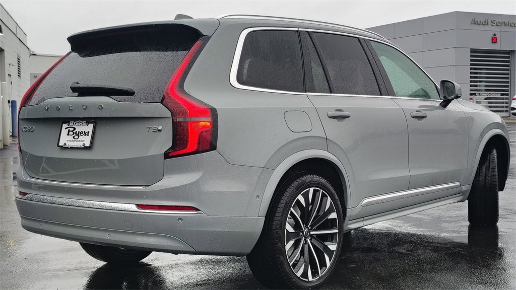 New 2026 Volvo XC90 T8 Ultra w/ Protection Package Premier image 3