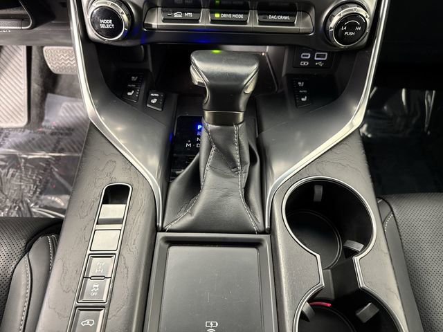 Used 2024 Lexus LX 600 4WD w/ Luxury Package image 19