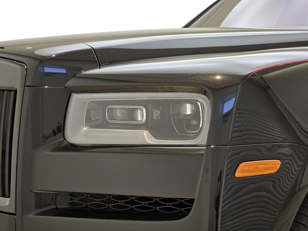 Certified 2022 Rolls-Royce Cullinan Black Badge w/ Dark Exterior Package image 8