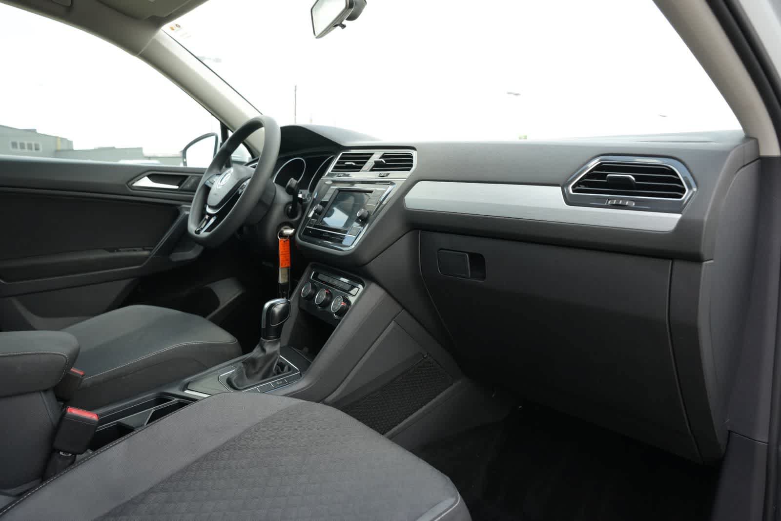 Used 2021 Volkswagen Tiguan S FWD image 21
