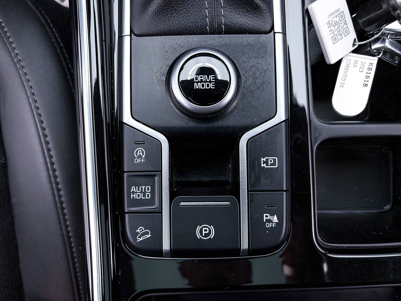 Used 2023 Kia Sorento SX image 31