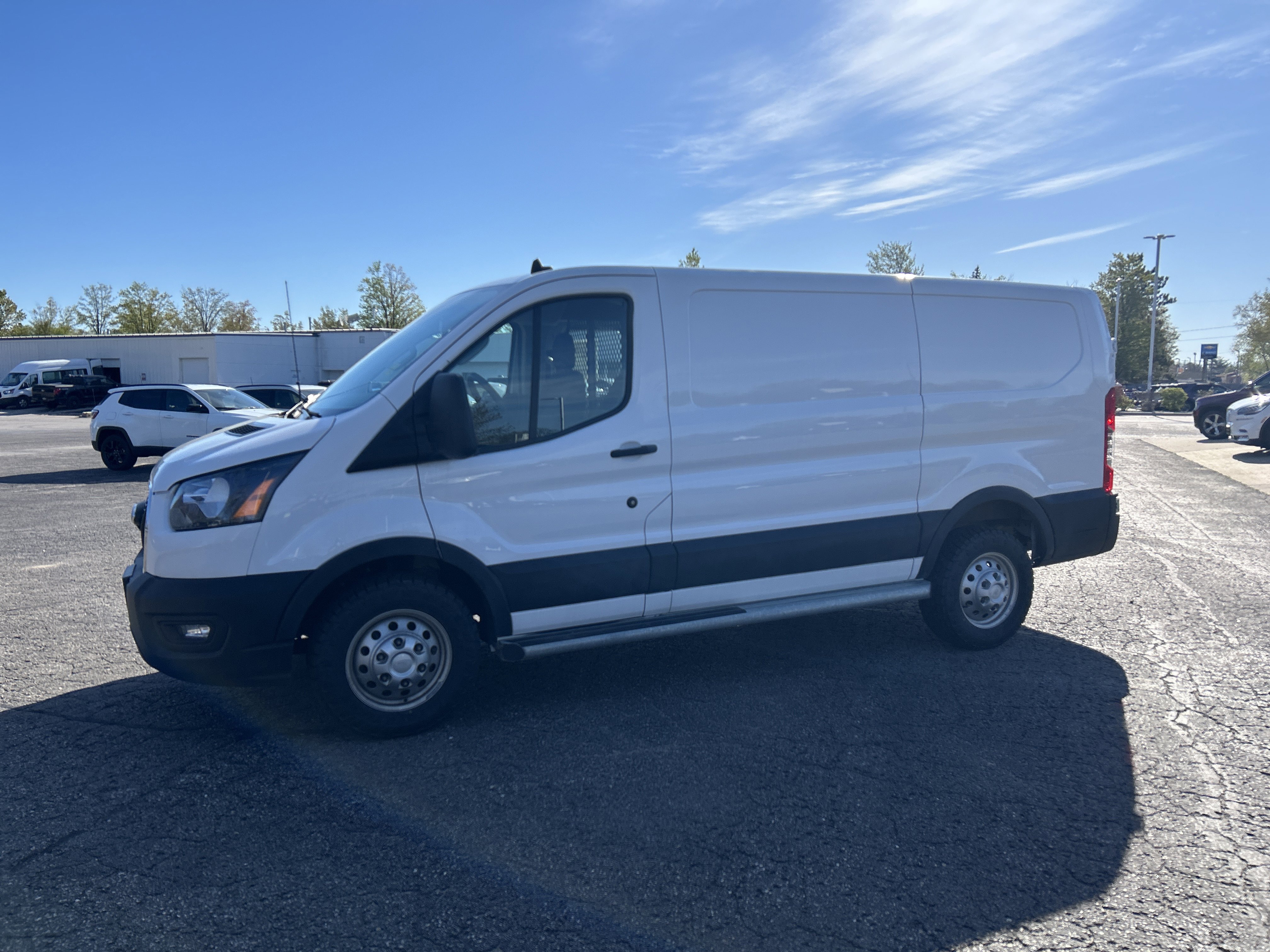 Used 2024 Ford Transit 250 Low Roof AWD w/ Exterior Upgrade Package image 7