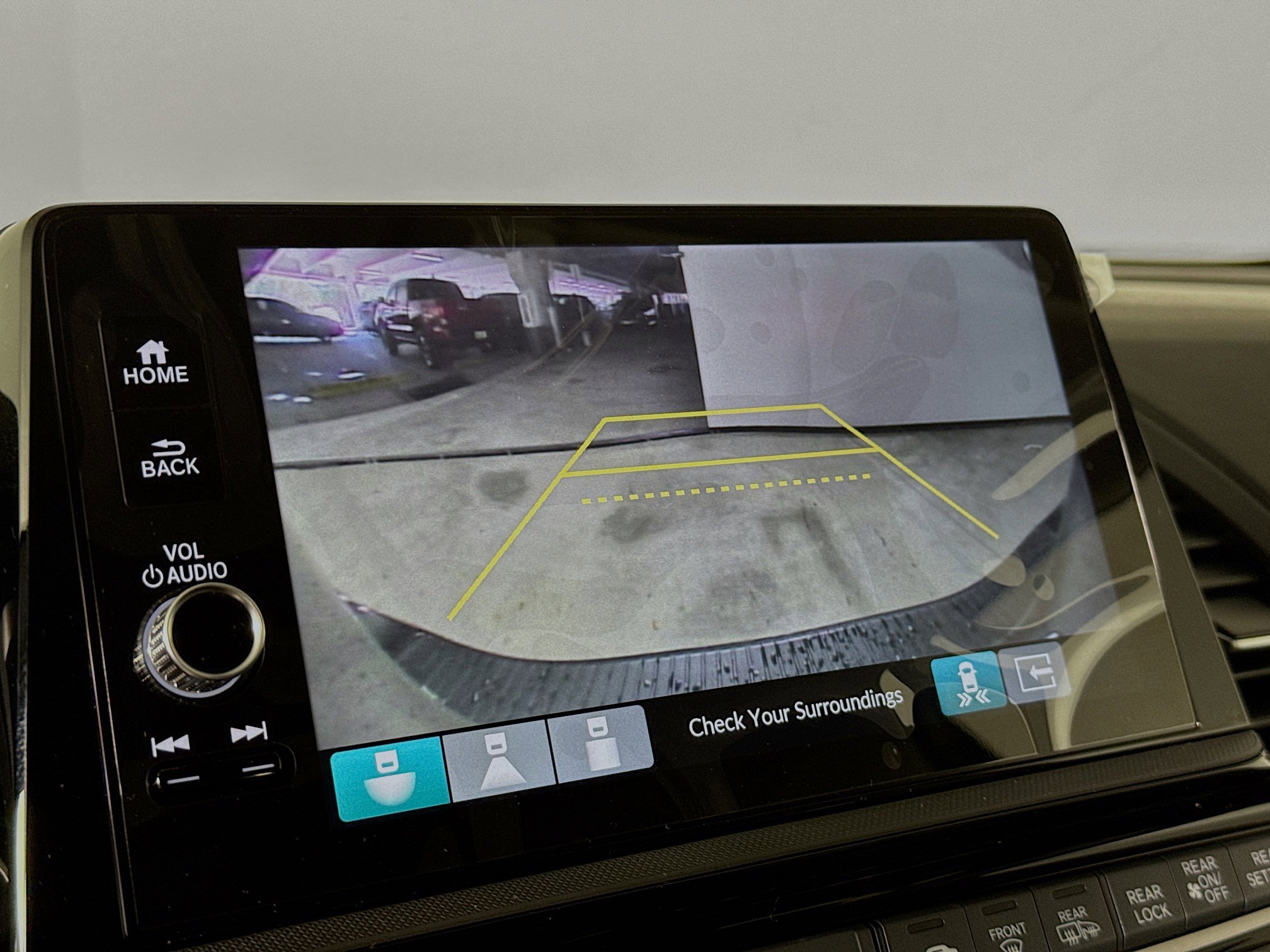 New 2026 Honda Odyssey Touring image 16