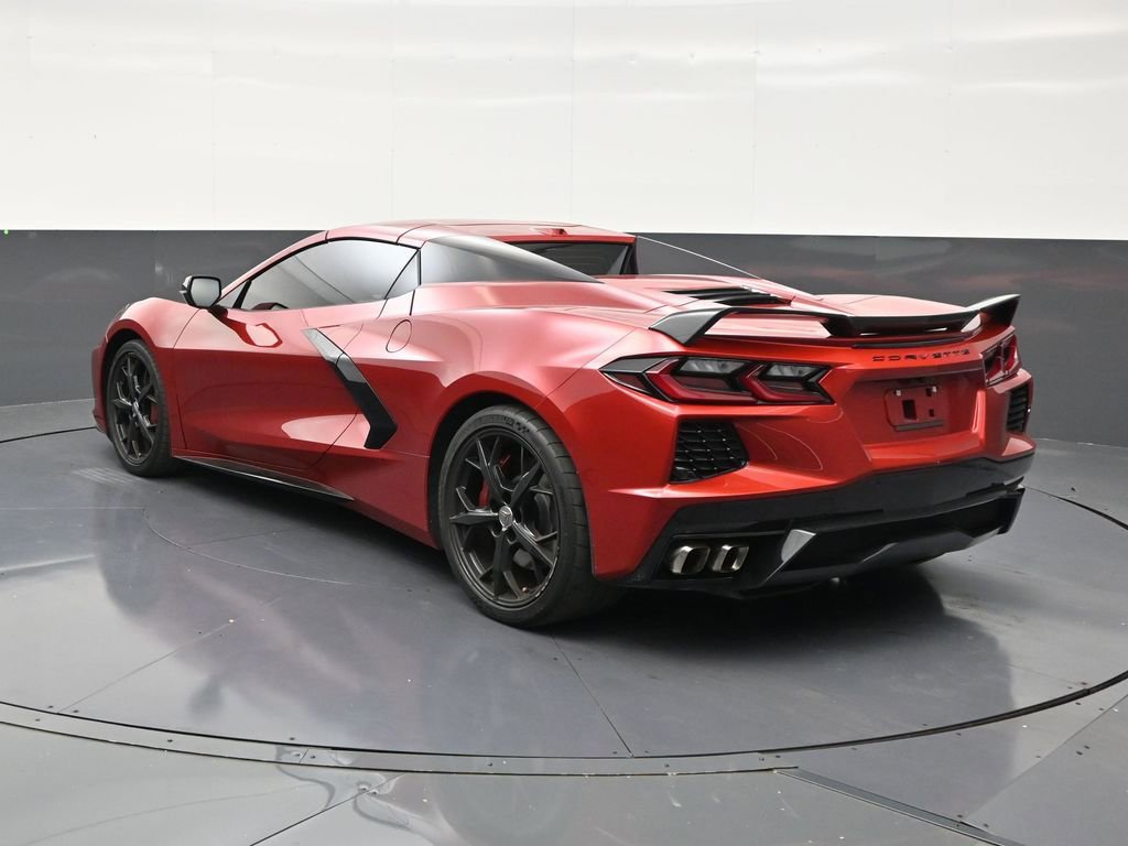 Used 2021 Chevrolet Corvette Stingray Premium Conv w/ Z51 Performance Package RWD image 3
