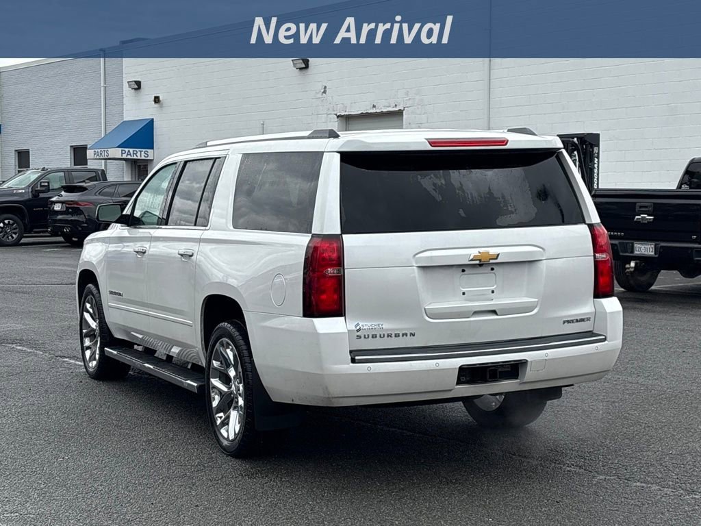 Used 2020 Chevrolet Suburban Premier image 2