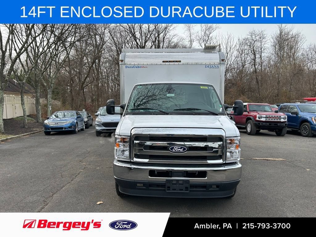New 2026 Ford E-450 and Econoline 450 Super Duty w/ Power Equipment Group RWD image 2