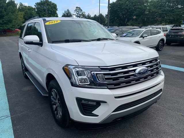 Used 2019 Ford Expedition XLT w/ Equipment Group 202A AWD/4WD image 7
